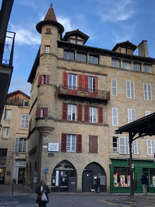 Chez Sophie Et Gege. Maison De Ville, Deux Chambres, De Plain-Pied Figeac Exterior foto